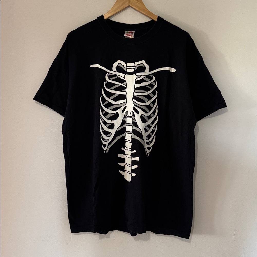 Vintage Anatomy Skeleton Bones T-Shirt / XL / 2000s